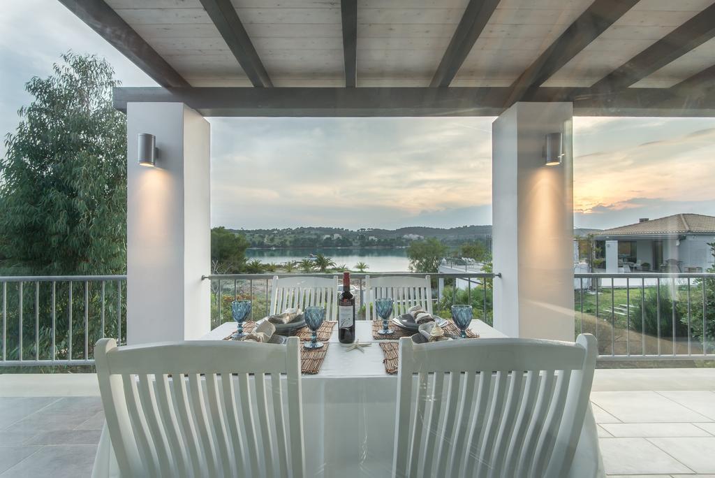 Minimal Sea View Maisonette Порто-Хелі Екстер'єр фото